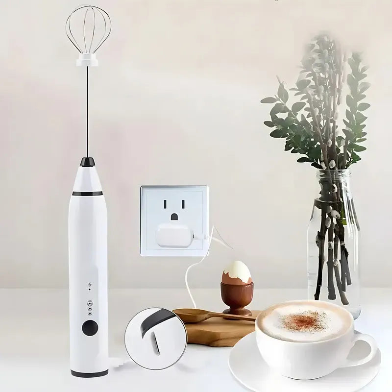 Batidor Espumador Eléctrico Inalámbrico Usb Belida Con 2 Batidores De Acero Blanco