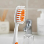 Cepillo De Dientes Higiene Dental Mango Ergonómico Con Tapa Naranja