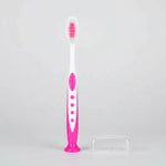 Cepillo De Dientes Higiene Dental Mango Ergonómico Con Tapa Fucsia